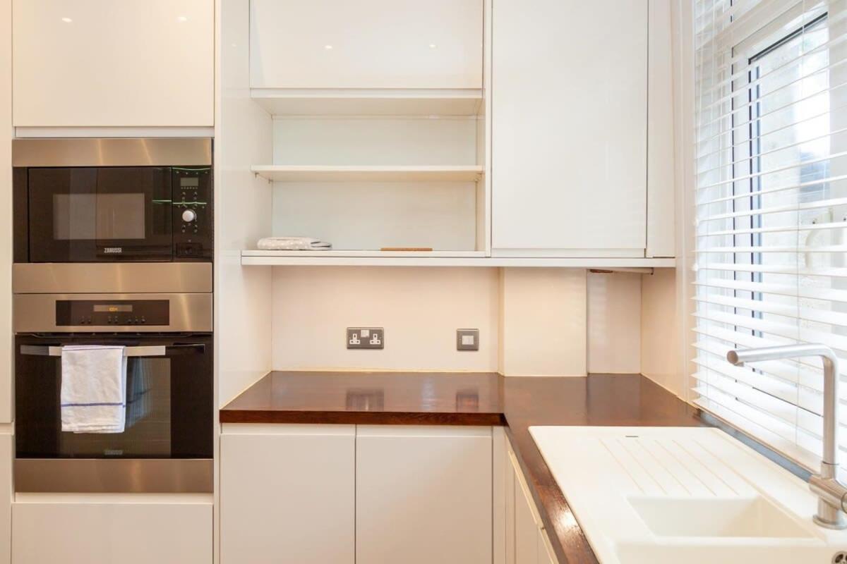 Spacious 2 Bedroom Maisonette In Stratford London Ngoại thất bức ảnh