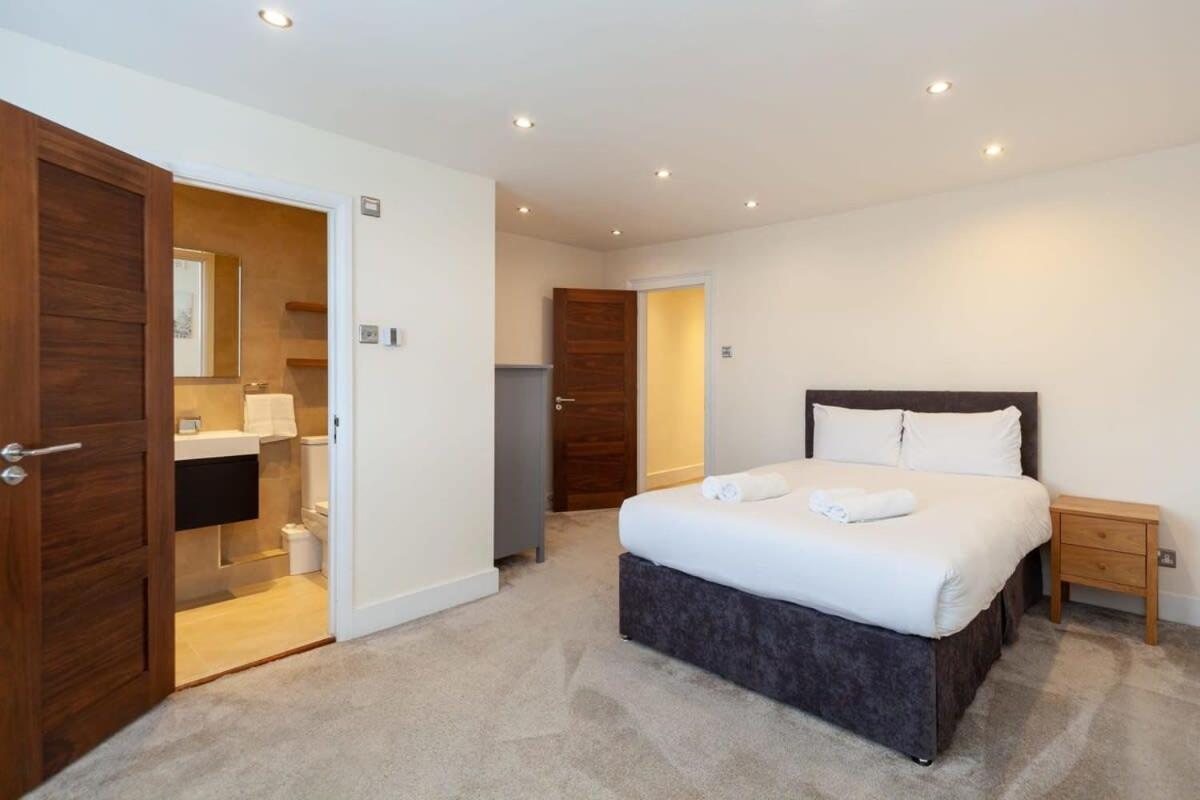 Spacious 2 Bedroom Maisonette In Stratford London Ngoại thất bức ảnh