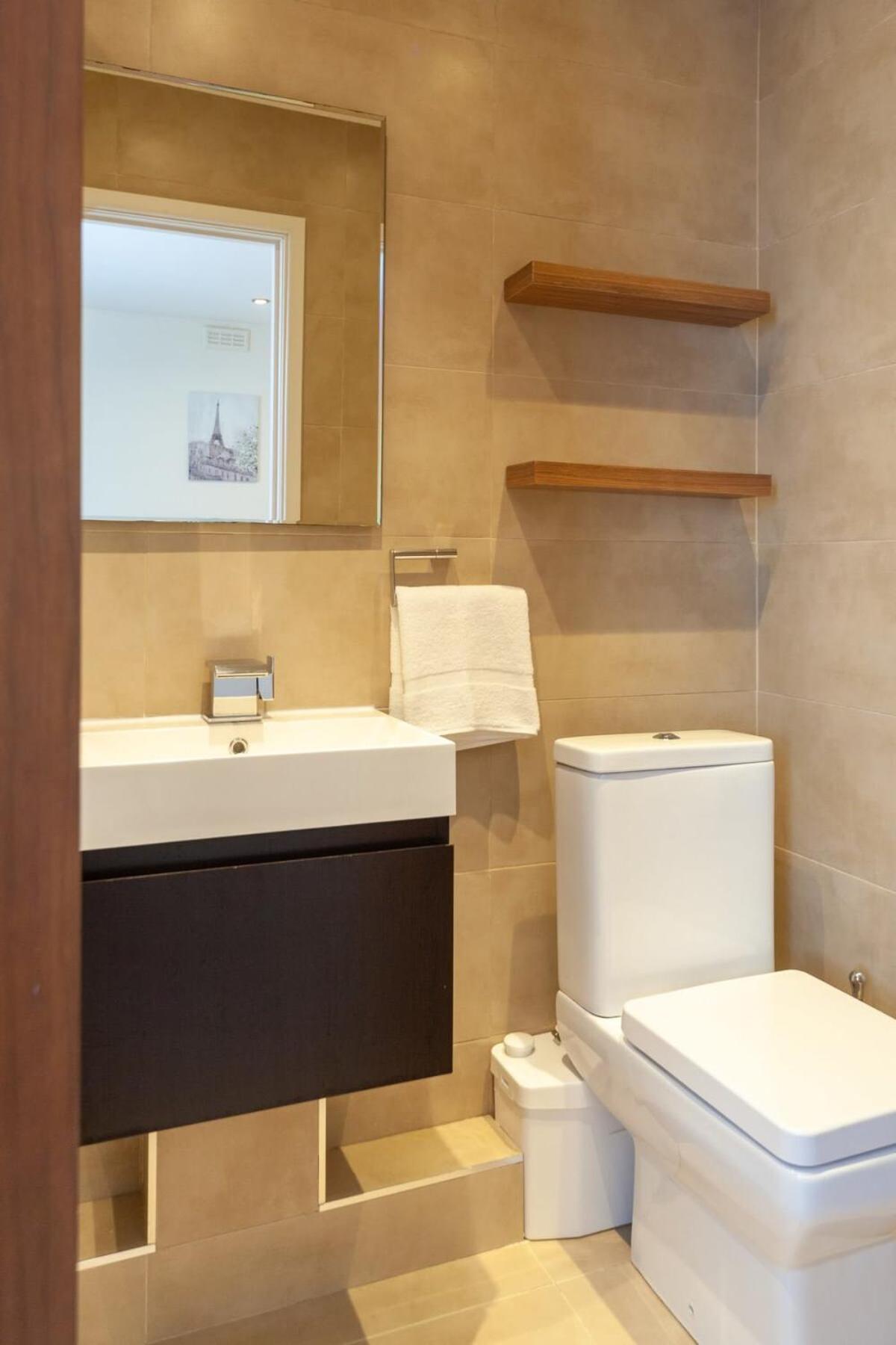 Spacious 2 Bedroom Maisonette In Stratford London Ngoại thất bức ảnh